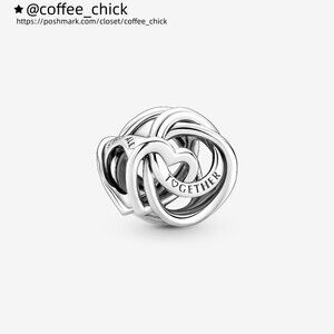Pandora Family Always Encircled Heart Charm